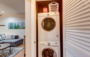 Modern Barn Retreat in Downtown Breckenridge - Breckenridge, Colorado