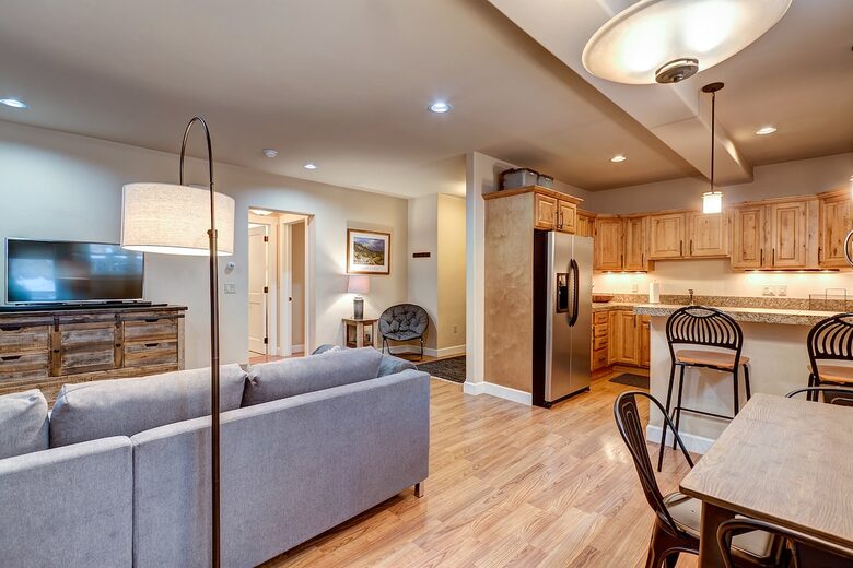 Modern Barn Retreat in Downtown Breckenridge - Breckenridge, Colorado