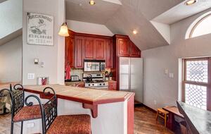 Bright Breckenridge Retreat with Mountain Views - Breckenridge, Colorado