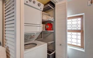 Bright Breckenridge Retreat with Mountain Views - Breckenridge, Colorado