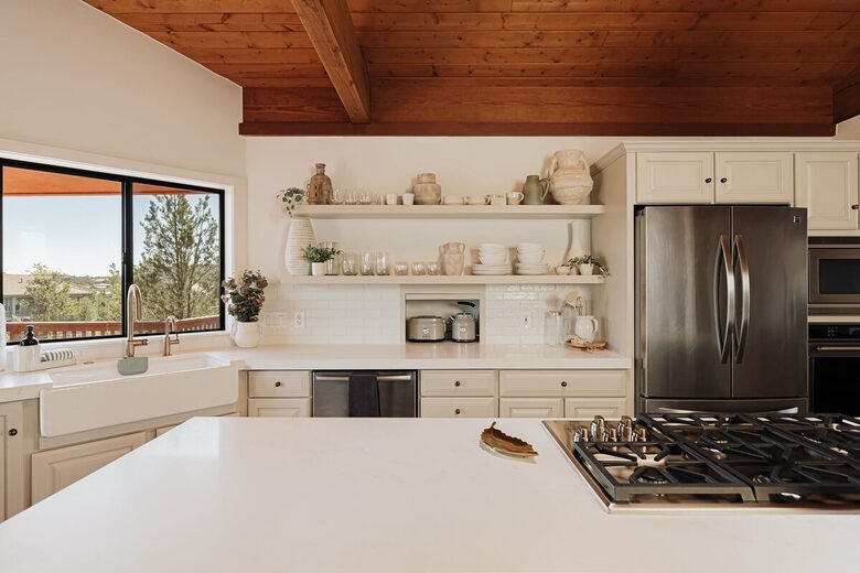 Modern Desert Retreat on 2.6 Acres With Forest Access - Sedona, Arizona