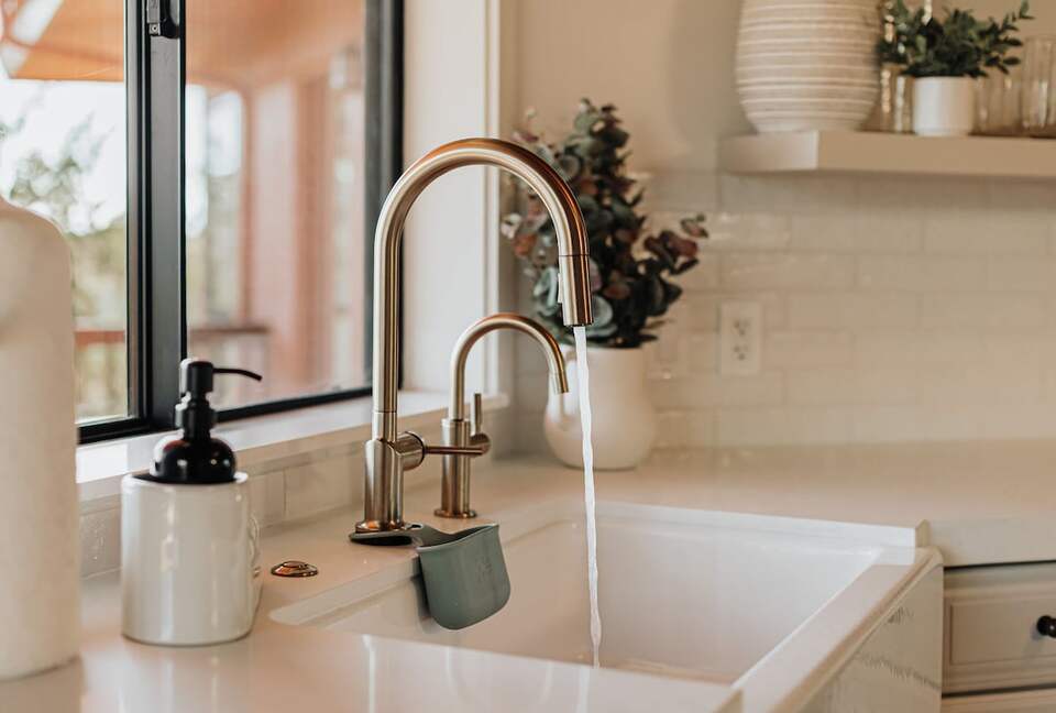 Modern Desert Retreat on 2.6 Acres With Forest Access - Sedona, Arizona