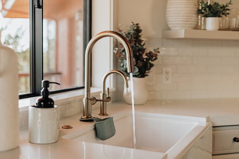 Modern Desert Retreat on 2.6 Acres With Forest Access - Sedona, Arizona