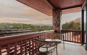 Modern Desert Retreat on 2.6 Acres With Forest Access - Sedona, Arizona