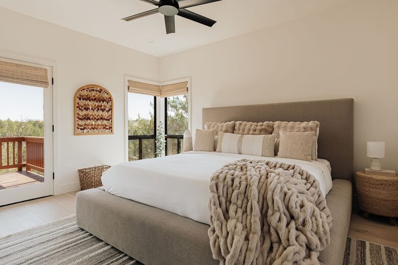 Modern Desert Retreat on 2.6 Acres With Forest Access - Sedona, Arizona