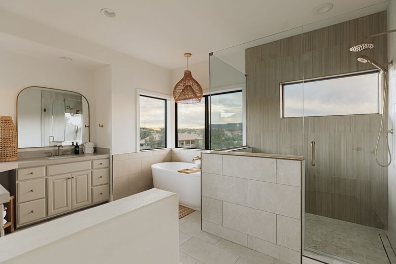 Modern Desert Retreat on 2.6 Acres With Forest Access - Sedona, Arizona