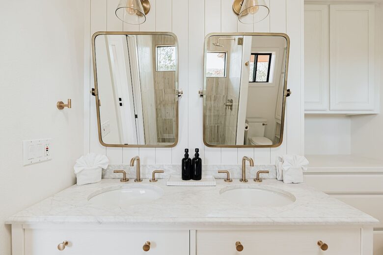 Modern Desert Retreat on 2.6 Acres With Forest Access - Sedona, Arizona