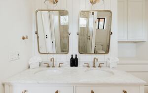 Modern Desert Retreat on 2.6 Acres With Forest Access - Sedona, Arizona