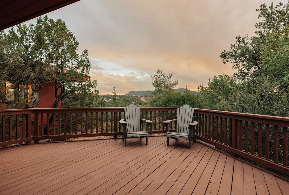 Modern Desert Retreat on 2.6 Acres With Forest Access - Sedona, Arizona