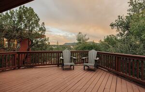 Modern Desert Retreat on 2.6 Acres With Forest Access - Sedona, Arizona