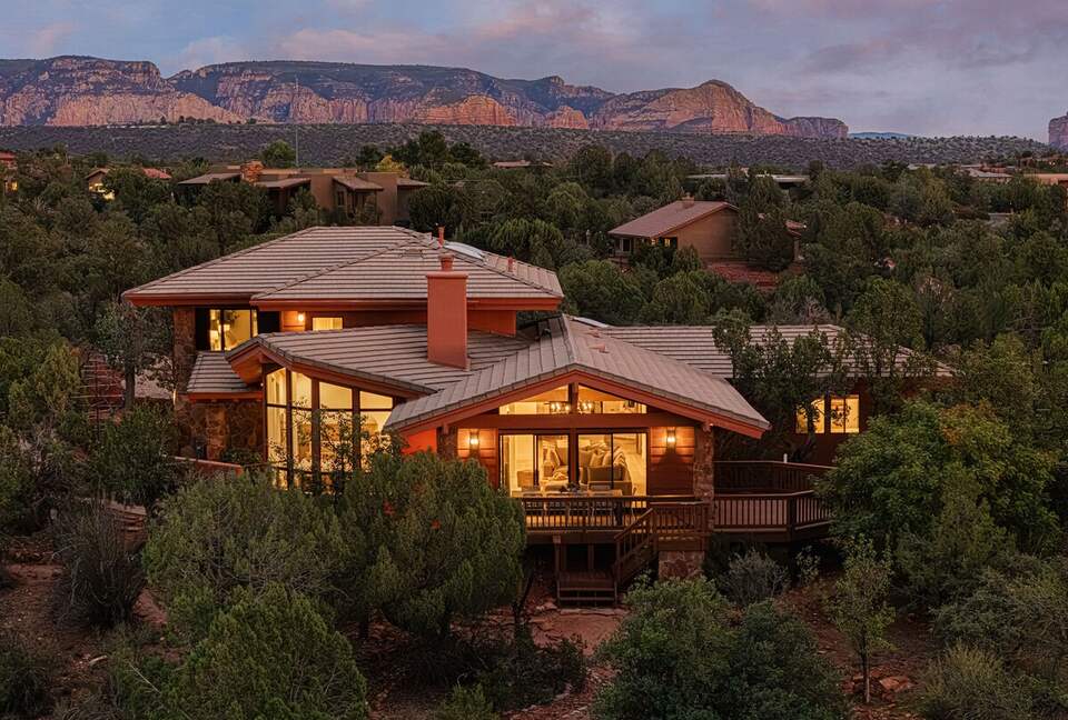 Modern Desert Retreat on 2.6 Acres With Forest Access - Sedona, Arizona