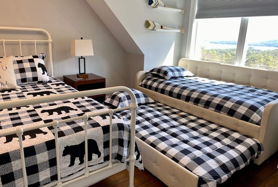 Exquisite Lake George Retreat with Panoramic Views - Diamond Point, New York