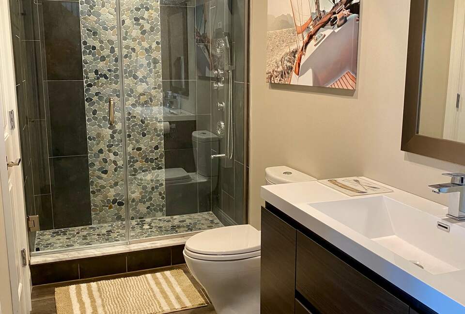 Exquisite Lake George Retreat with Panoramic Views - Diamond Point, New York