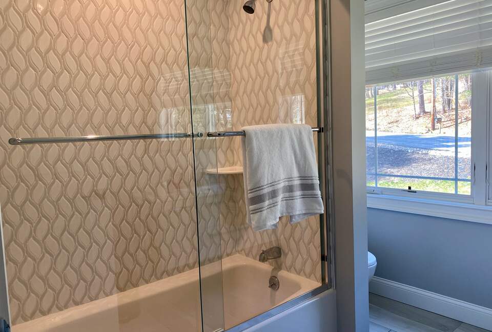 Exquisite Lake George Retreat with Panoramic Views - Diamond Point, New York