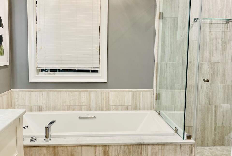 Exquisite Lake George Retreat with Panoramic Views - Diamond Point, New York