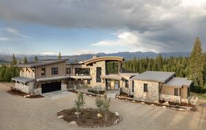 Luxury Fraser Ridge Hideaway - Fraser, Colorado