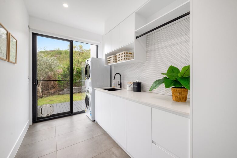 Modern Bonogin Retreat with Heated Pool & Coastal Vistas - Gold Coast, Australia