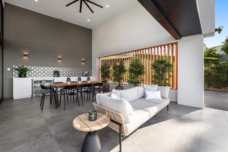 Modern Bonogin Retreat with Heated Pool & Coastal Vistas - Gold Coast, Australia