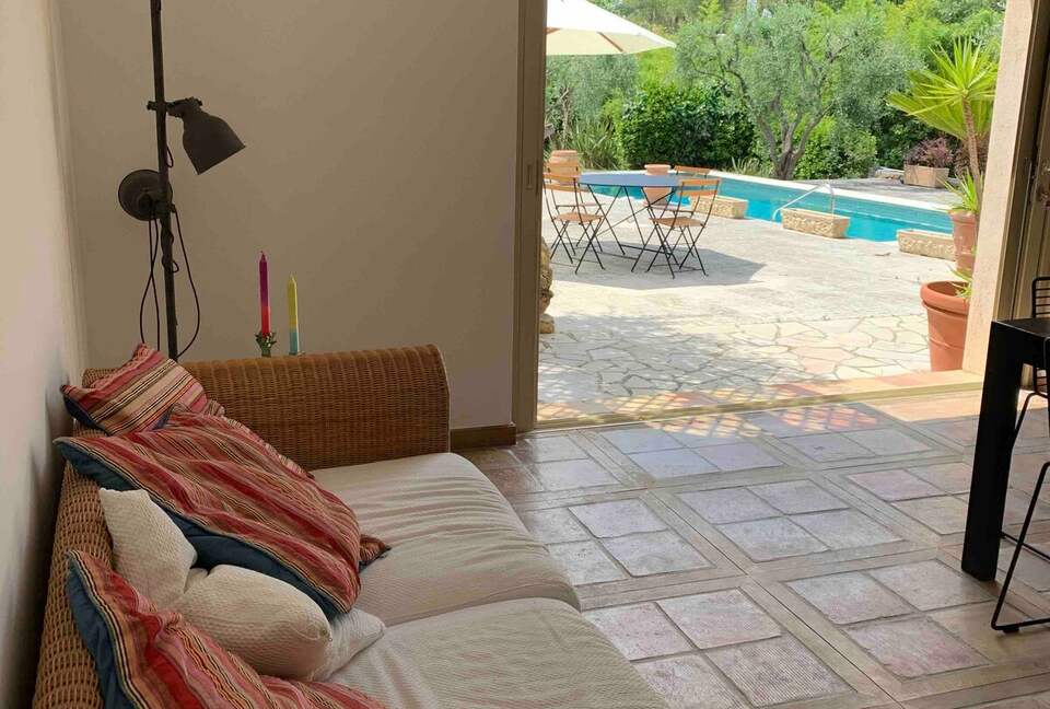 Elegant Provençal Mas with Pool in Mougins - Mougins, France