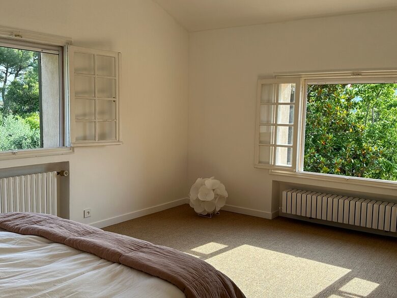 Elegant Provençal Mas with Pool in Mougins - Mougins, France