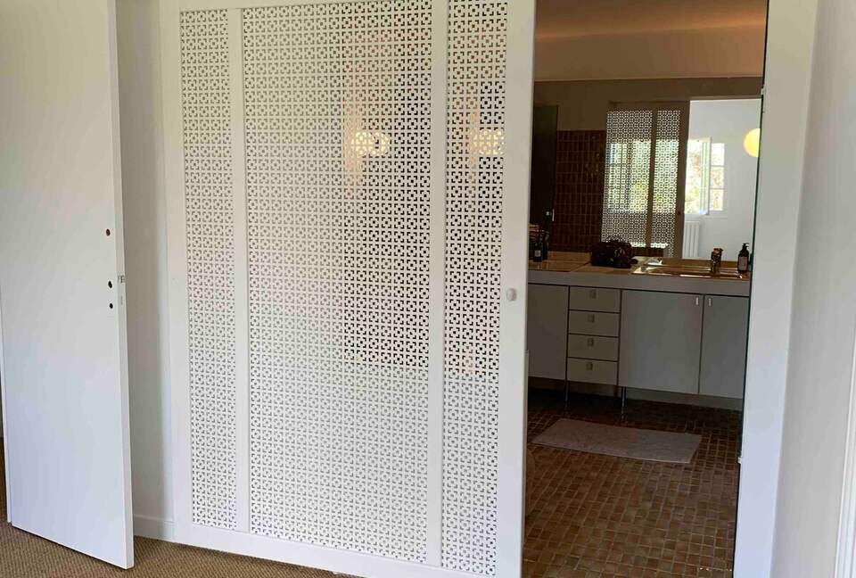 Elegant Provençal Mas with Pool in Mougins - Mougins, France