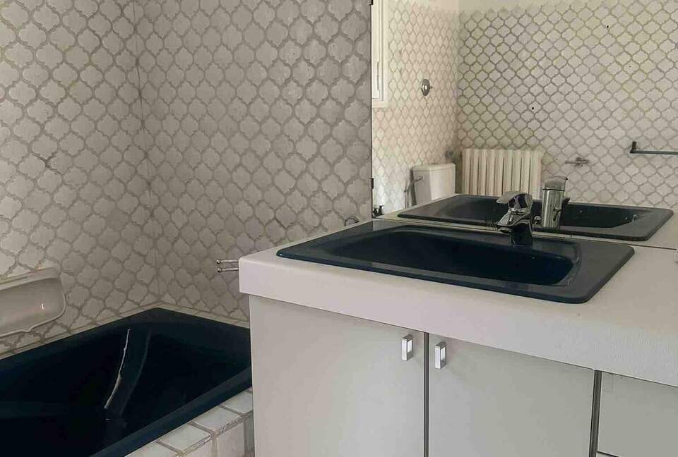 Elegant Provençal Mas with Pool in Mougins - Mougins, France