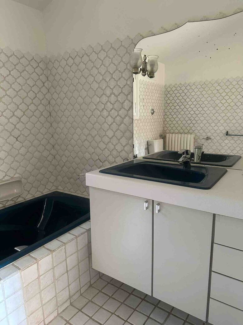 Elegant Provençal Mas with Pool in Mougins - Mougins, France