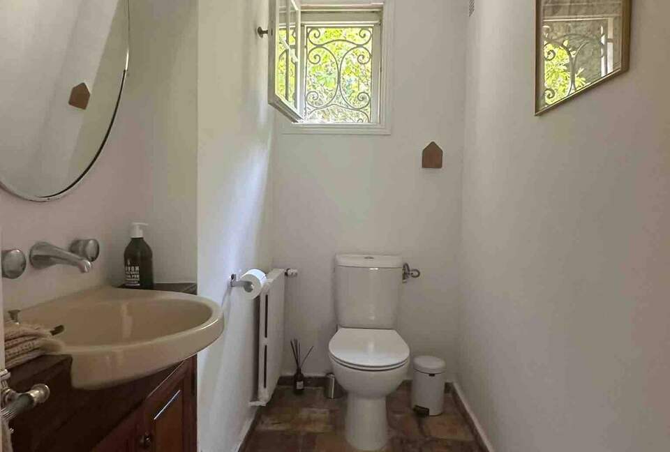 Elegant Provençal Mas with Pool in Mougins - Mougins, France