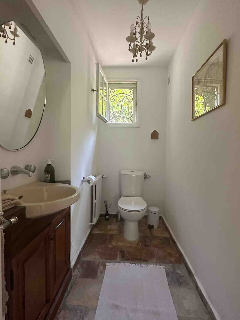 Elegant Provençal Mas with Pool in Mougins - Mougins, France