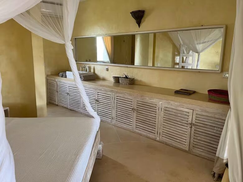 Oceanfront Elegance in the Heart of Watamu - Watamu, Kenya