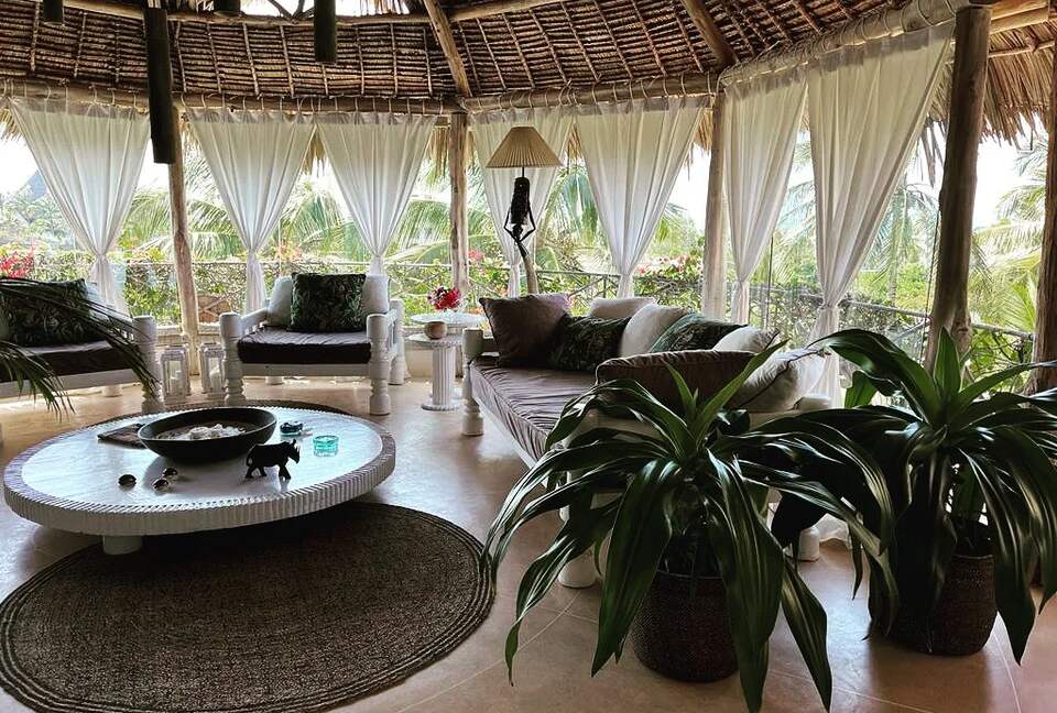 Oceanfront Elegance in the Heart of Watamu - Watamu, Kenya