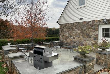 Luxury Private Charlottesville Golf Retreat with Blue Ridge Mountain Views. - Charlottesville, Virginia