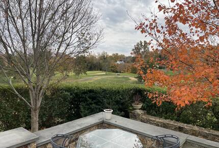 Luxury Private Charlottesville Golf Retreat with Blue Ridge Mountain Views. - Charlottesville, Virginia