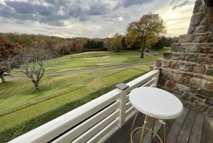 Luxury Private Charlottesville Golf Retreat with Blue Ridge Mountain Views. - Charlottesville, Virginia