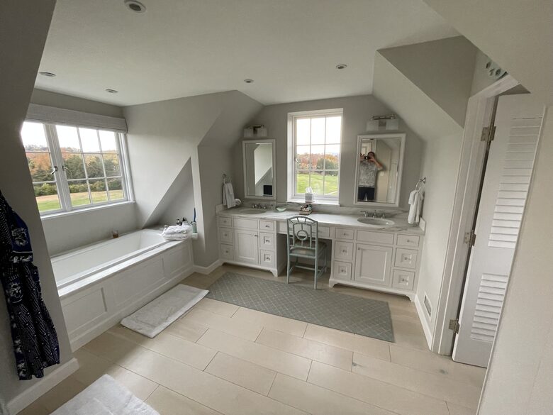 Luxury Private Charlottesville Golf Retreat with Blue Ridge Mountain Views. - Charlottesville, Virginia