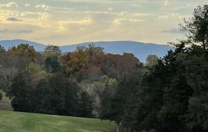 Luxury Charlottesville Retreat near UVA and Monticello with Golf and Mountain Views. - Charlottesville, Virginia