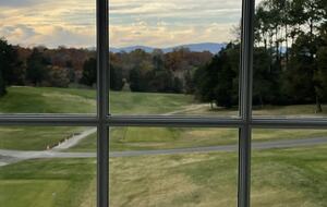 Luxury Charlottesville Retreat near UVA and Monticello with Golf and Mountain Views. - Charlottesville, Virginia