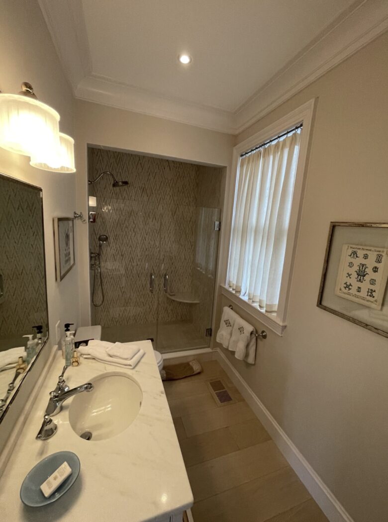 Luxury Private Charlottesville Golf Retreat with Blue Ridge Mountain Views. - Charlottesville, Virginia