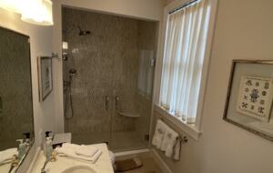 Luxury Charlottesville Retreat near UVA and Monticello with Golf and Mountain Views. - Charlottesville, Virginia