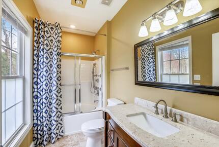 Elegant Waterfront Haven on Little Greenwood Creek - Grasonville, Maryland