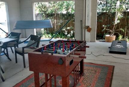 Charming Two-Story Treehouse Near Tampa Bay & Clearwater Beaches - Tampa, Florida