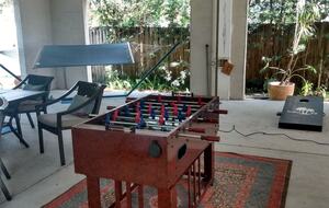 Charming Two-Story Treehouse Near Tampa Bay & Clearwater Beaches - Tampa, Florida