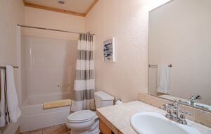 Modern Mountain Escape Minutes from Lake Granby - Grand Lake, Colorado