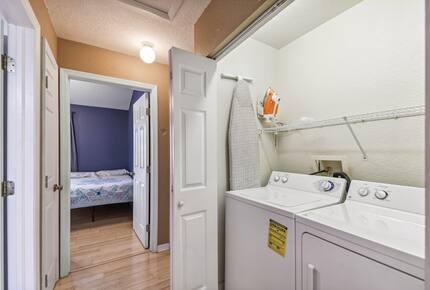 Charming Two-Story Treehouse Near Tampa Bay & Clearwater Beaches - Tampa, Florida