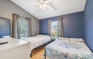 Charming Two-Story Treehouse Near Tampa Bay & Clearwater Beaches - Tampa, Florida