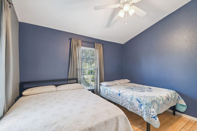 Charming Two-Story Treehouse Near Tampa Bay & Clearwater Beaches - Tampa, Florida