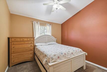 Charming Two-Story Treehouse Near Tampa Bay & Clearwater Beaches - Tampa, Florida