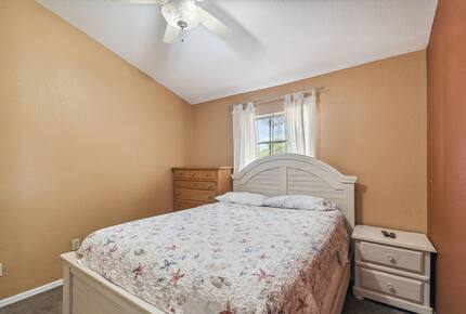 Charming Two-Story Treehouse Near Tampa Bay & Clearwater Beaches - Tampa, Florida