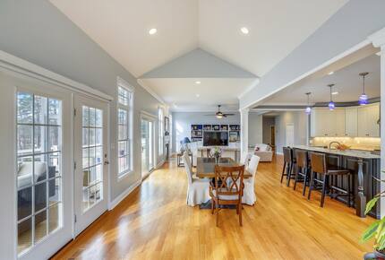 Elegant Waterfront Haven on Little Greenwood Creek - Grasonville, Maryland