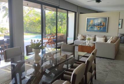 ADHARA - Acapulco de Juarez, Mexico